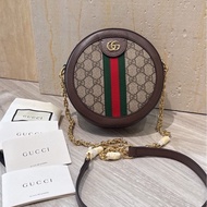 Gucci 老花圓餅包