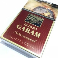 ROKOK GUDANG GARAM FILTER 12