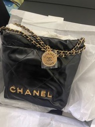 全新 有單 Chanel Mini22 黑金