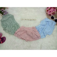 SQ 23 Beautiful skirt pants 2-4 years