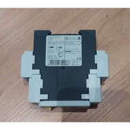 SIEMENS TIMING RELAY 3RP1505-1BP30 (USED)