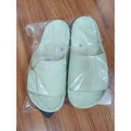 Authentic adidas ADILETTE Sandals Size 9uk Or 43 Foot Length 26.5 cm