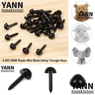 YANN 100pcs/bag Safety Triangle Noses DIY Doll Animals Mini Black 4.5X5.5MM
