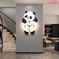 美世達熊掛鐘客廳2023新款簡約創意鐘錶家用時尚飯廳時鐘
