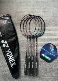 Yonex Astrox 100 ZZ 羽毛球拍