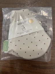 Konny 口水肩