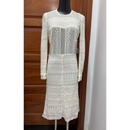 2hand dress.
