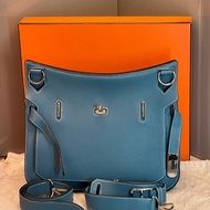 【 贈限量台灣慈善絲巾】 Hermès Jypsiere 34 牛仔藍吉普賽包