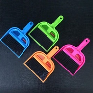[RANDOM COLOR] LION STAR Mini Dust Pan Set Lion Star BP-2 MINI Dustpan SET (BP-2)