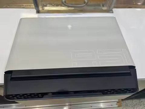 Alienwares Area 51M I9 Laptop Gen 10 Intel i7