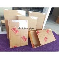 Acrylic Frame 25x25, 25x30, 25x35, 30x30, 30x40