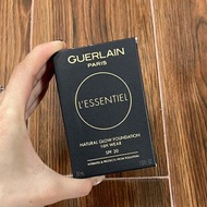 嬌蘭Guerlain 🙋🏼‍♀️亮顏裸光純萃粉底液 🔅小燈泡🔅粉底液30ml