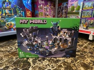 Đồ chơi xếp hình Minecraft 68006 21246 Trận chiến bóng đêm My World