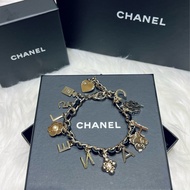 Chanel 香奈兒 經典logo 黑色 皮穿鍊手鍊/手環 9.5成新美品