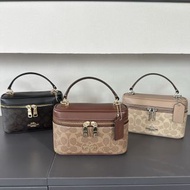 Coach   Originals盒子包，尺寸22179
