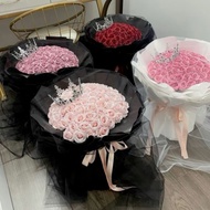 BUNDLE OF 99,100 VIP LUXURY WAX FLOWERS INCLUDED WITH CROWNS, CARDS, LETTERS