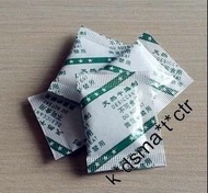 AnA 全新 2g 防潮 乾燥劑 (食品 乾貨 月餅 藥品 餅幹 保健品 茶葉) 400包 HKD130 (只限順豐送件)