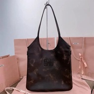5BG231 IVY Retro Distressed Rubbing Tote Bag