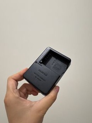 Fujifilm BC-W126 電池充電器