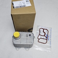 Genuine No 06J117021D Engine Aluminum Oil Cooler For Volkswagen VW Jetta Amarok Passat Golf 6 Audi 1