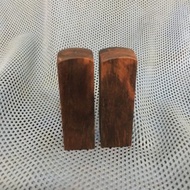 紫壇6分印章一對1.8*1.8*6cm