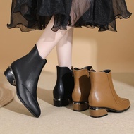 Soft leather pointy Doc Martens leather flat stylish one-boot bot pergelangan kaki untuk wanita