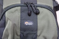 LOWEPRO Flipside 400 AW 98%極新淨. 拉鏈全部暢順. 海棉隔板齊全.
