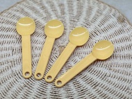 Tupperware cutlery set