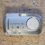 Olympus C-470 Zoom 400萬像素 CCD 數碼相機