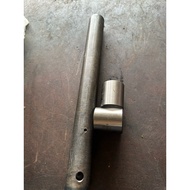 John deere 310D depan axle pin +bush