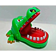 mainan buaya gigit /buaya gigit