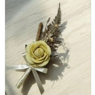 Yellow yellow cream butter butter cream soft boutonniere flower chest suit wedding bride ptia groom 