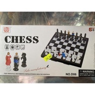 Cờ vua bàn hộp có nam châm hít D06. - Văn phòng phẩm Thu Thảo