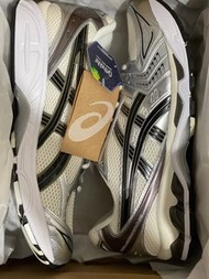 US11 ASICS Gel Kayano 14 Black Cream