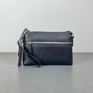 TUMI✅全新 Full packaging hkluxehk 🎁 HARRISON CLUTCH SLING