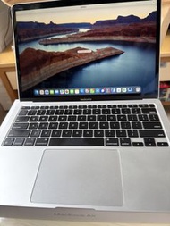 Apple MacBook Air 13-inch M1 Chip