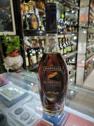 舊裝馬爹利名仕一撇金 700ml