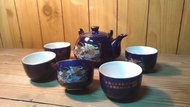 「藍釉燙金孔雀牡丹」教師節紀念陶瓷茶具組—古物舊貨、早期陶瓷碗盤相關收藏