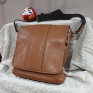 PreLoved Tas Selempang / Shoulder Bag Branded  Coach
