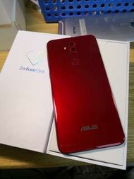 Asus Zenfone 5Q red