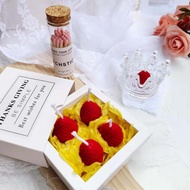 Strawberry Candle Fragrance Gift Box Girlfriends Valentine's Day Gift Gift Gift Ins Northern Europe Set Cute Bauble Props