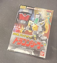 BANDAI 盒蛋［Super Minipla 恐龍戰隊獸連 者守護獸龍皇凱薩］Super Minipla Kyoryu Sentai Zyuranger Guardian Beast Dragon 