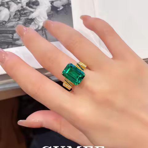Cumee Luxury 9-carat Pure Body Emerald Rings for Women Cultivated Emerald Ring 925 Sterling Silver G