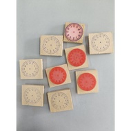 Time learning clock face cap (large face/ wooden holder) Diameter 5.5cm