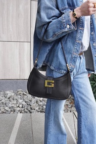 【日本直送 名牌中古包】GUCCI 古馳 黑色 G 標誌 皮革 側背包 vintage