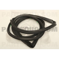 WEATHERSTRIP REAR RH ROUND DOOR LANDCRUISER FZJ80 67871-60043