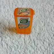 橙色迷你版 Tic Tac 糖盒