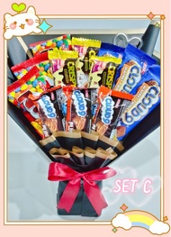 COKLAT BUNGA BOUQUET COKLAT DENGAN HADIAH KEJUTAN / HADIAH HARI LAHIR CHOCOLATE BOUQUET FLOWER BOUQU