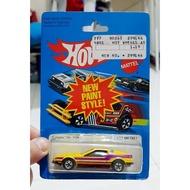 HOT WHEELS VINTAGE TURISMO NO.1694 YELLOW RARE