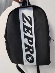(全新含標)Zepro黑色後背包 有兩個